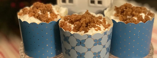 no bake pumpkin cheesecakes in a cup with stroopwafel crust